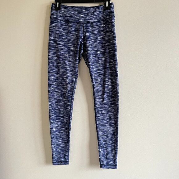 3/$15 - Zella Capri Cropped Pants‎ Leggings Navy Me - Picture 1 of 8